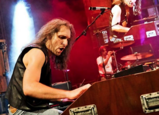 E…state a palazzo Grossi: domani la serata Castelrock