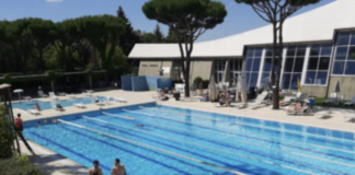 «Caffè dei genitori», due appuntamenti in piscina per parlare dei comportamenti a rischio degli adolescenti
