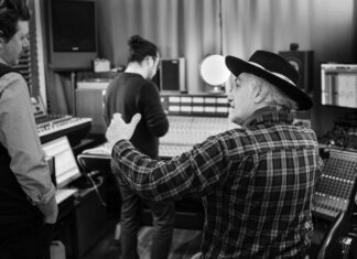 70 anni di “Romagna Mia” con Vince Vallicelli, i Ruvidi e Riccarda Casadei