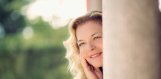 “Le stelle di Galla Placidia”: domani sera ai Chiostri Francescani “Chopin, la stanza accanto”, con la pianista Cinzia Bartoli