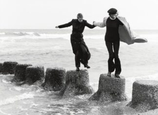 La scrittrice Cristina Marconi presenta il suo libro “Stelle solitarie”