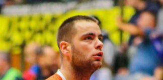 Basket: I Blacks tesserano Nemanja Dincic
