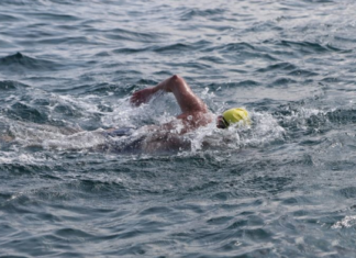 Persone con diabete attraversano a nuoto lo Stretto di Messina, per mostrare che “insieme” è possibile vivere una vita “straordinaria”