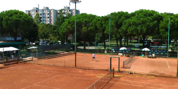 ciroclo tennis Cesarea