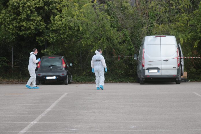 a1e1df3f-de30-4cb6-bbc8-44741a2b6095