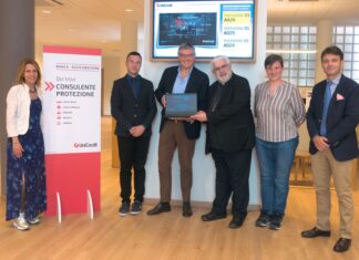 Imola e Lugo: UniCredit dona alla Caritas 25 computer per le famiglie alluvionate