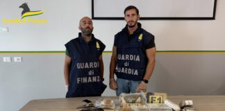 GDF Ravenna: scovato un laboratorio per il taglio ed il confezionamento di cocaina destinata alla movida romagnola