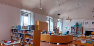 Lugo: la biblioteca “Fabrizio Trisi” riapre dopo la pausa estiva con nuovi allestimenti