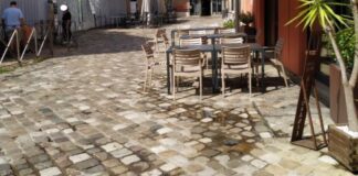 Esposito (FdI): “Il desolante abbandono di piazzetta degli Ariani”