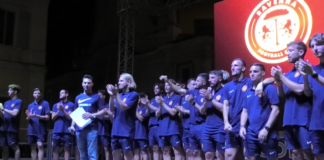 Presentazione del Ravenna FC: grande entusiasmo e bagno di folla in Piazza del Popolo