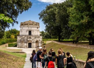 Trekking urbano per ripercorrere Ravenna all’età di Teodorico
