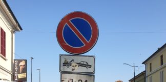 Spadoni (LpRa): “Segnaletica sbagliata a S.Pietro in Vincoli, un evidente esempio di disservizio”