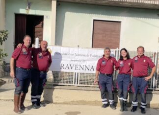 Punto di raccolta e distribuzioni alimenti e beni di prima necessità aperto a Traversara