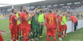 Calcio: il Ravenna vince nel finale. E parte la festa