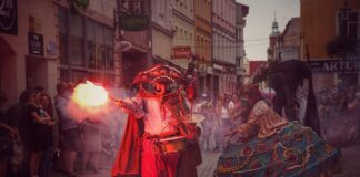 Il Teatro Due Mondi di Faenza debutta in Germania per la tournée europea