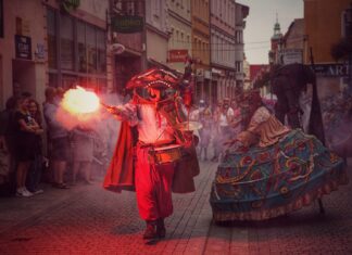 Il Teatro Due Mondi di Faenza debutta in Germania per la tournée europea