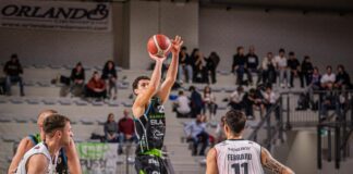 Basket: I Blacks cadono in casa di Omegna
