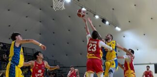 Basket: A Piombino OraSi Ravenna si arrende solo sul finale di una partita punto a pun: