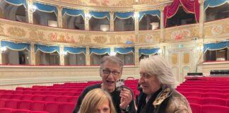 Consegnata a Gegè Telesforo la tessera di Socio Onorario dell’Associazione Dis-ORDINE