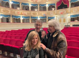 Consegnata a Gegè Telesforo la tessera di Socio Onorario dell’Associazione Dis-ORDINE