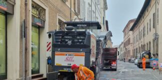 Faenza: lavori di asfaltatura in via XX Settembre