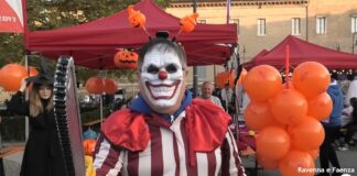 Halloween Ravenna si apre con la caccia al tesoro per le vie del centro