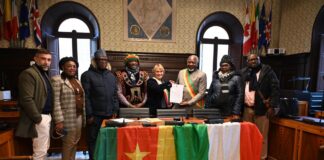 L’assessora Federica Moschini riceve il sindaco di Douala Richard Nfeungwang