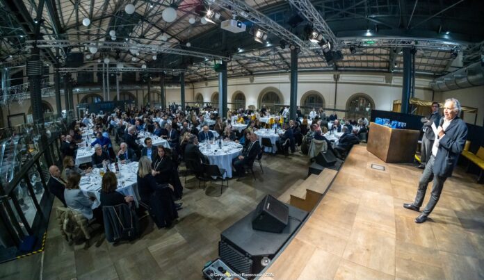 9c2f3978-99b1-0851-e63e-6f2b5be13939