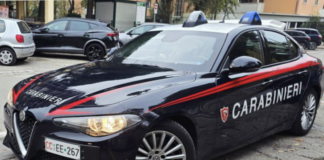 Lido Adriano: scopre la tresca con l’amante e ricatta l’ex collega di lavoro