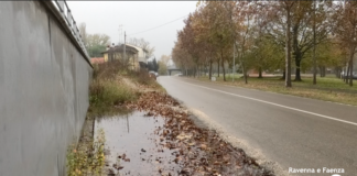 Pozza d’acqua sotto il muretto di via Renaccio: le rassicurazioni del Comune