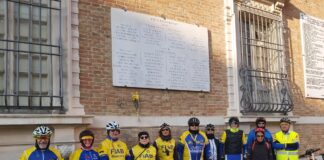 I fiori della Fiab per non dimenticare tutti i Caduti