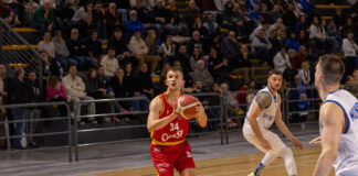 Basket: OraSi paga il parziale subito nella terza frazione: vince Fabriano 83-77