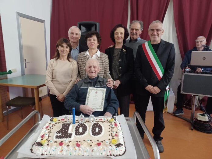 Pozzetto foto di gruppo