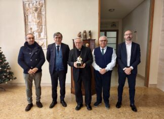 Faenza: lavoro e qualità made in italy entrano nel presepe