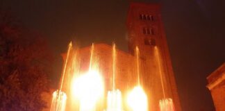 L’appuntamento più atteso del Villaggio di Natale di ADVS Ravenna è sabato 21 con le fontane pirodanzanti