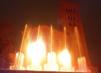 L’appuntamento più atteso del Villaggio di Natale di ADVS Ravenna è sabato 21 con le fontane pirodanzanti