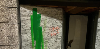 70 negozi sfitti “marchiati” dall’artista Freak of Nature