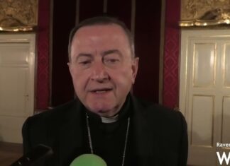 Giubileo: al Museo Arcivescovile il Manto di Giovanni Paolo Il per il grande Giubileo del 2000