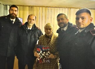 Gli auguri dei Carabinieri alla Signora Adele
