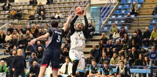 Basket: I Blacks superano il Lumezzane