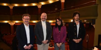 Faenza: 200 studenti al Sarti per parlare di social e dipendenze tecnologiche