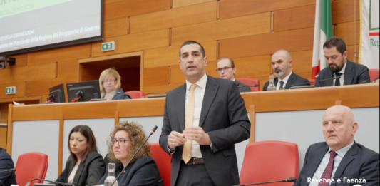 Approvato il Bilancio 2026 della Regione: manovra da 14.3 miliardi, di cui 10.5 per la sanità