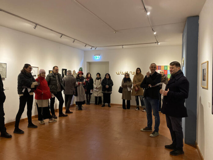 inaugurazione doni arte - Sindaco Giacomoni con direttore Caroli