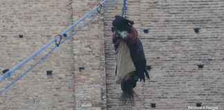 Befane in centro a Ravenna per la gioia dei bambini