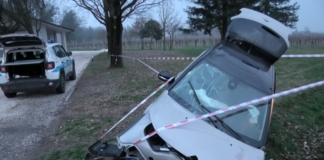 Auto si schianta contro un ponticello di cemento: tre donne trasportate in ospedale