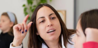 Nelle biblioteche del territorio letture ad alta voce in lingua madre e nella lingua dei segni per bambini