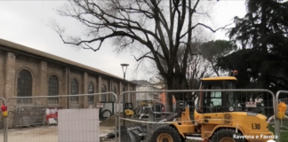 Piazza Dante: la cabina elettrica contestata sarà installata all’interno del parco