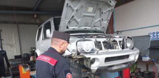 Autofficina abusiva scoperta dai carabinieri forestali a Mezzano