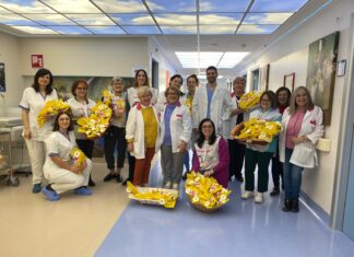 “Festa della Donna”: i volontari IOR negli ospedali e Hospice della Romagna per donare un fiore