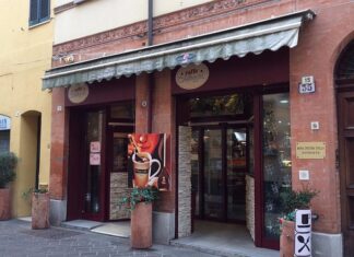 Alessandra Maltoni apre il ciclo di incontri “Aperitivi con la conoscenza” del Caffè Mazzini